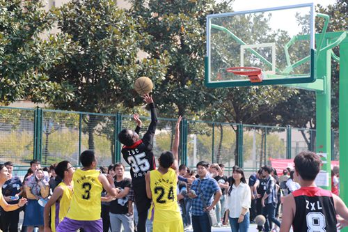 男篮.JPG